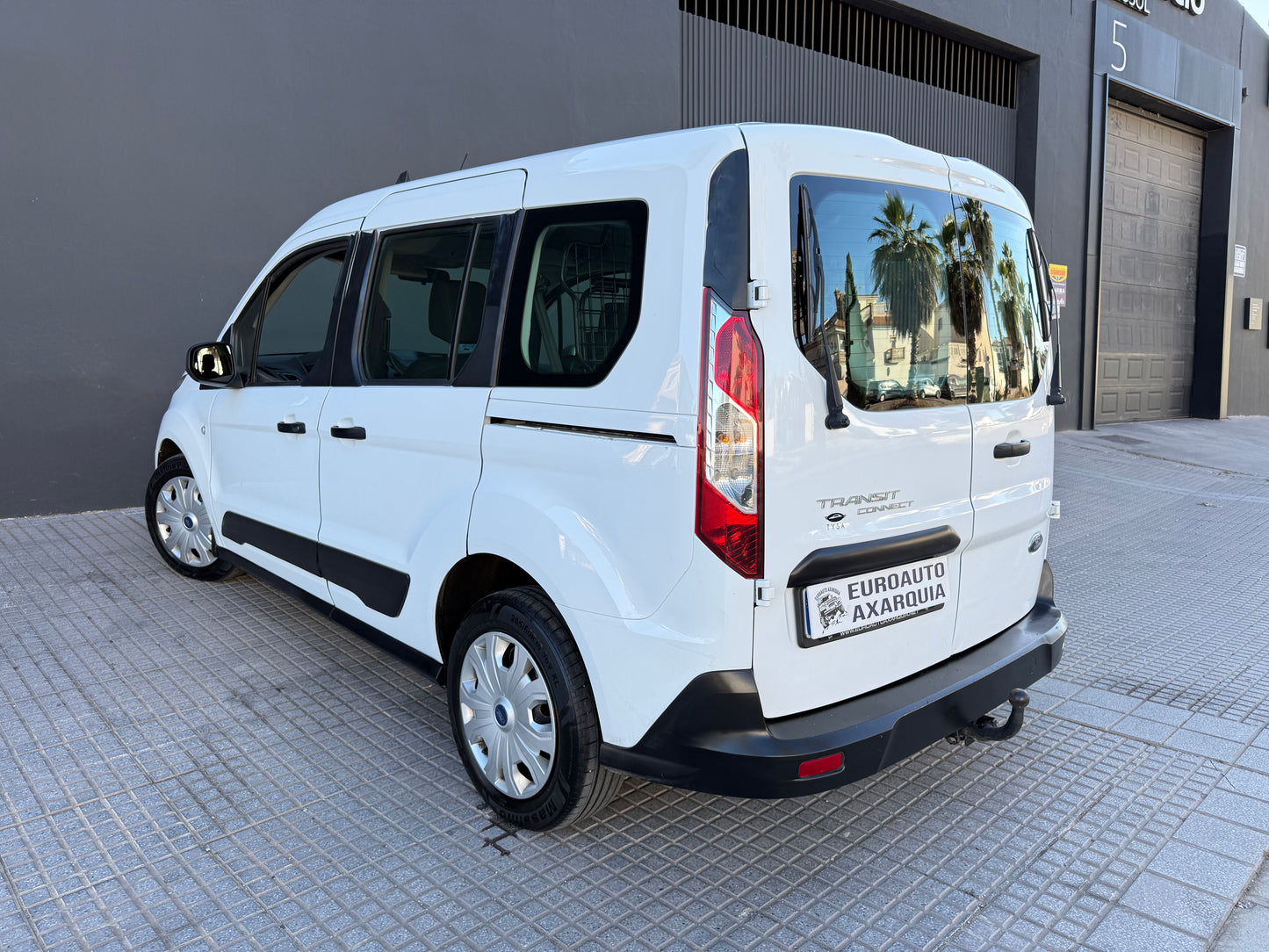FORD TRANSIT CONNECT
