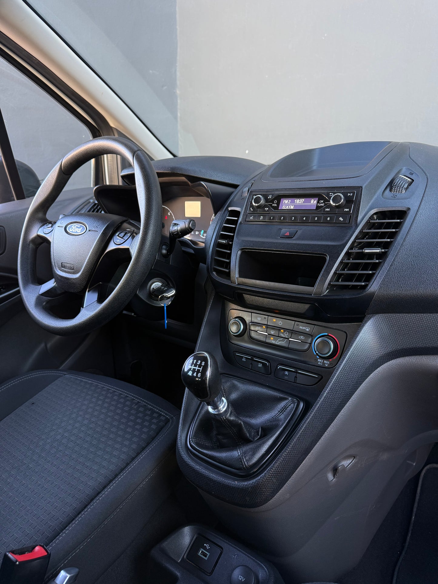 FORD TRANSIT CONNECT