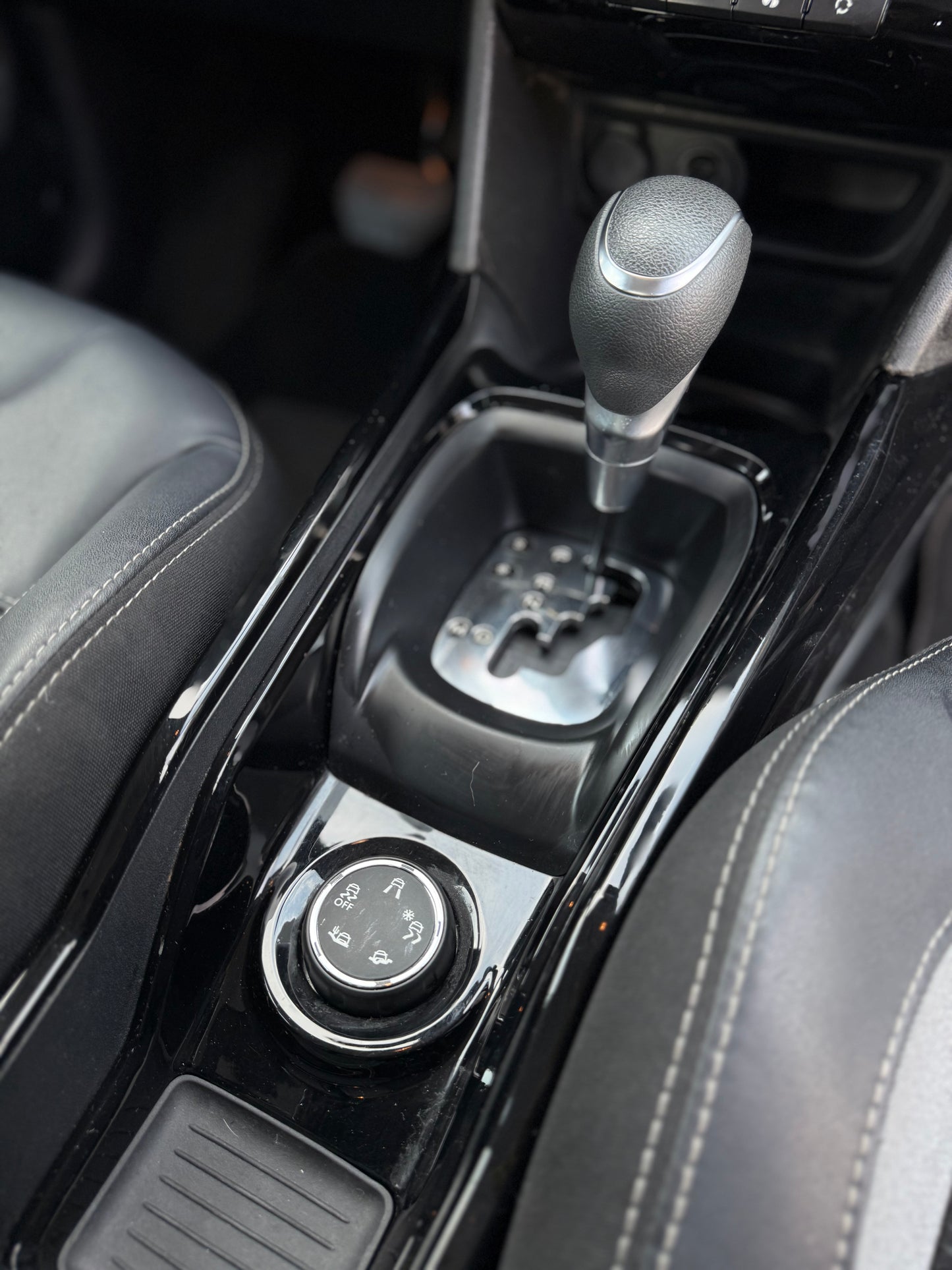 PEUGEOT 2008 AUTOMATICO