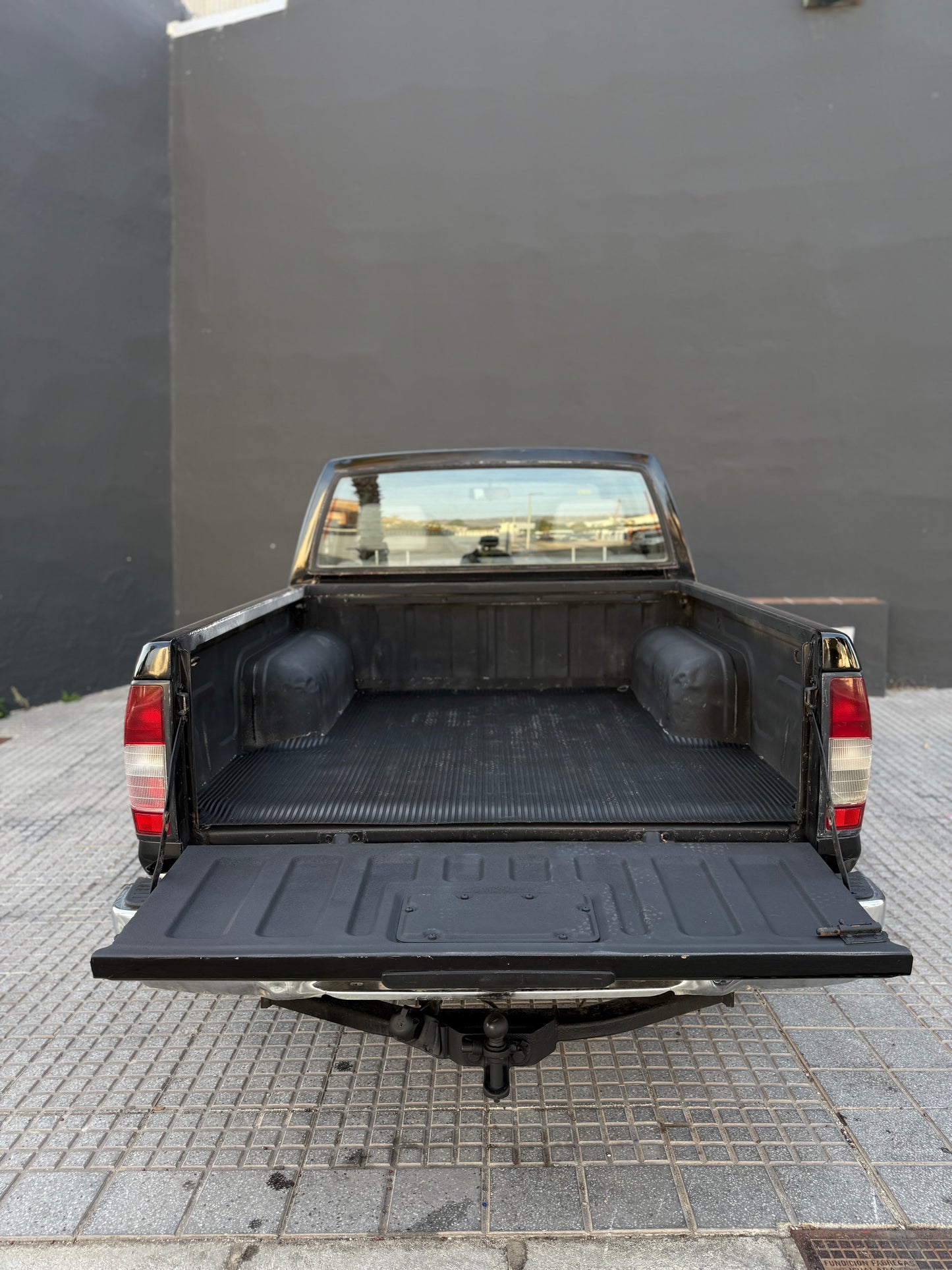 NISSAN NAVARA PICK-UP