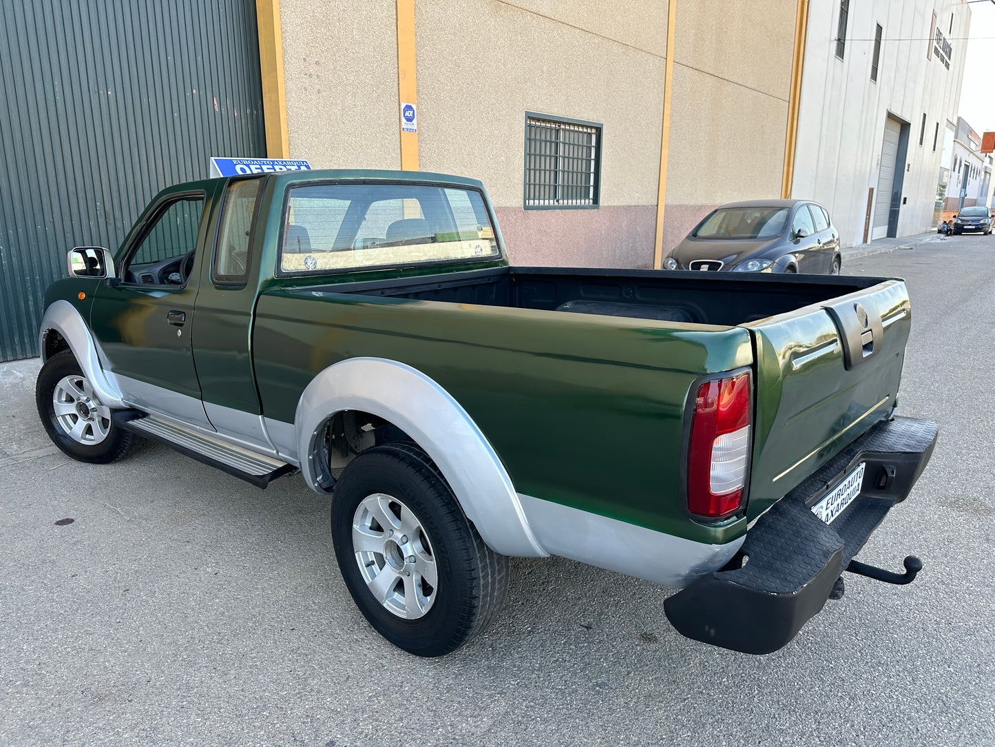 NISSAN Navara PICK-UP 2.5 TDI