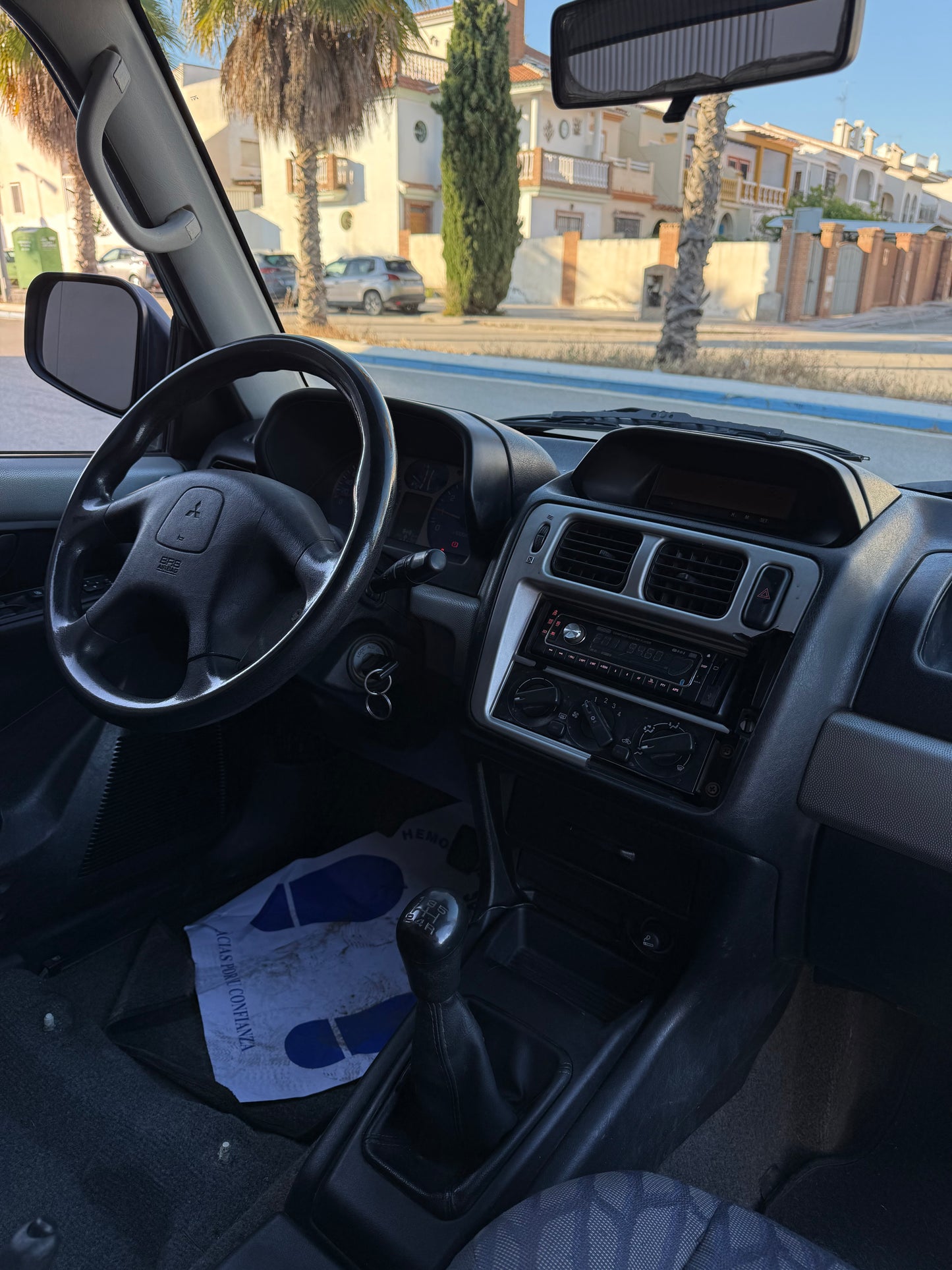 MITSUBISHI MONTERO IO 4X4