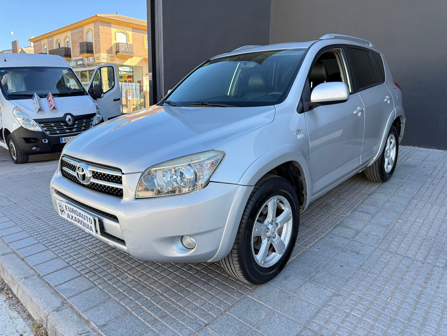 TOYOTA RAV4 4X4