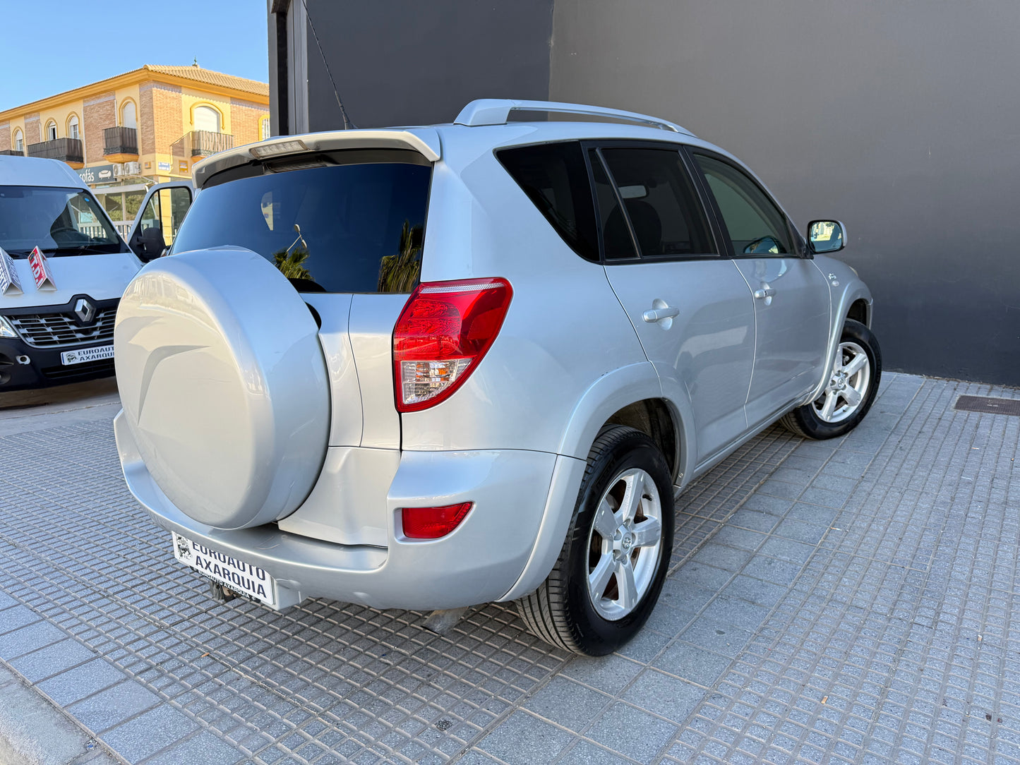 TOYOTA RAV4 4X4
