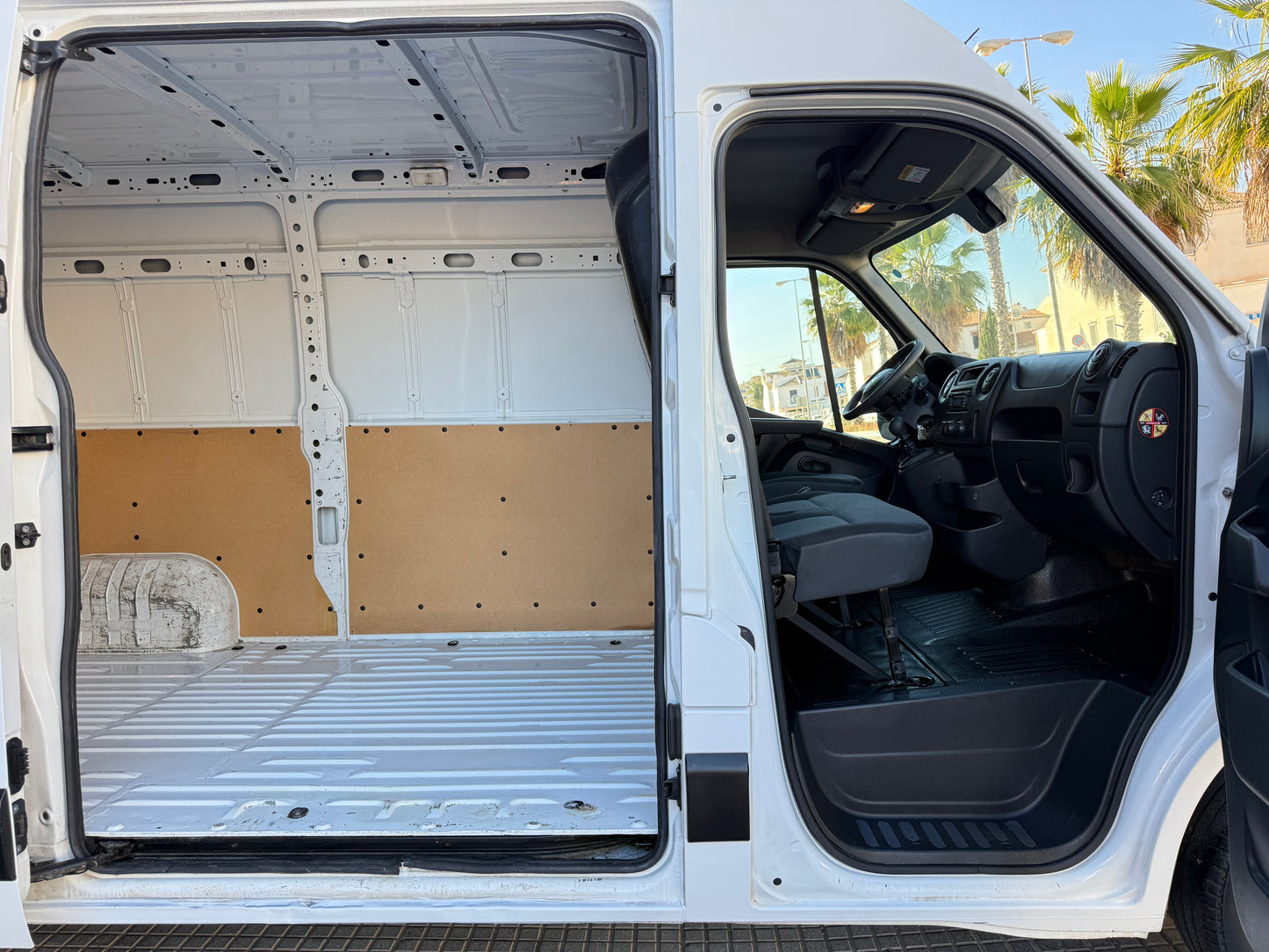 RENAULT MASTER L2H2