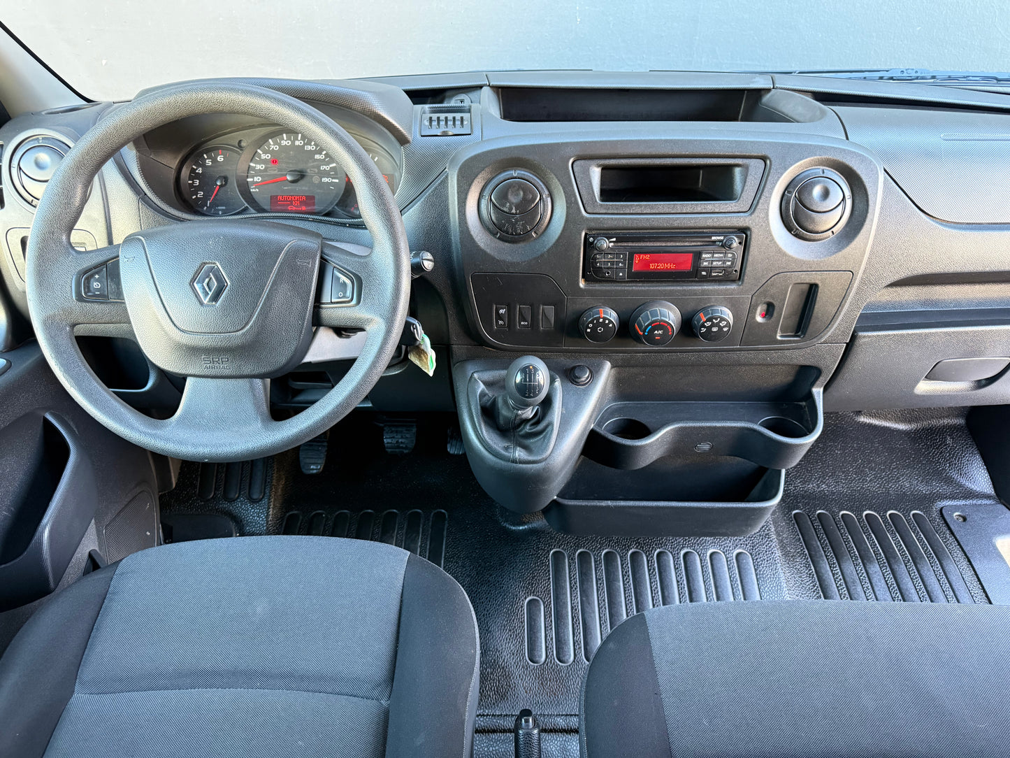 RENAULT MASTER L2H2