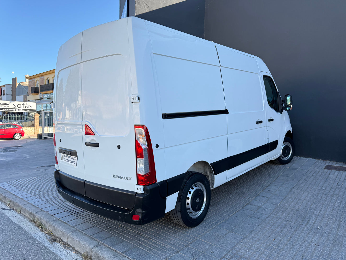 RENAULT MASTER L2H2
