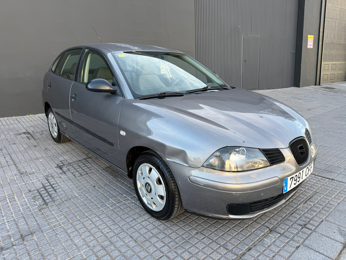 SEAT IBIZA