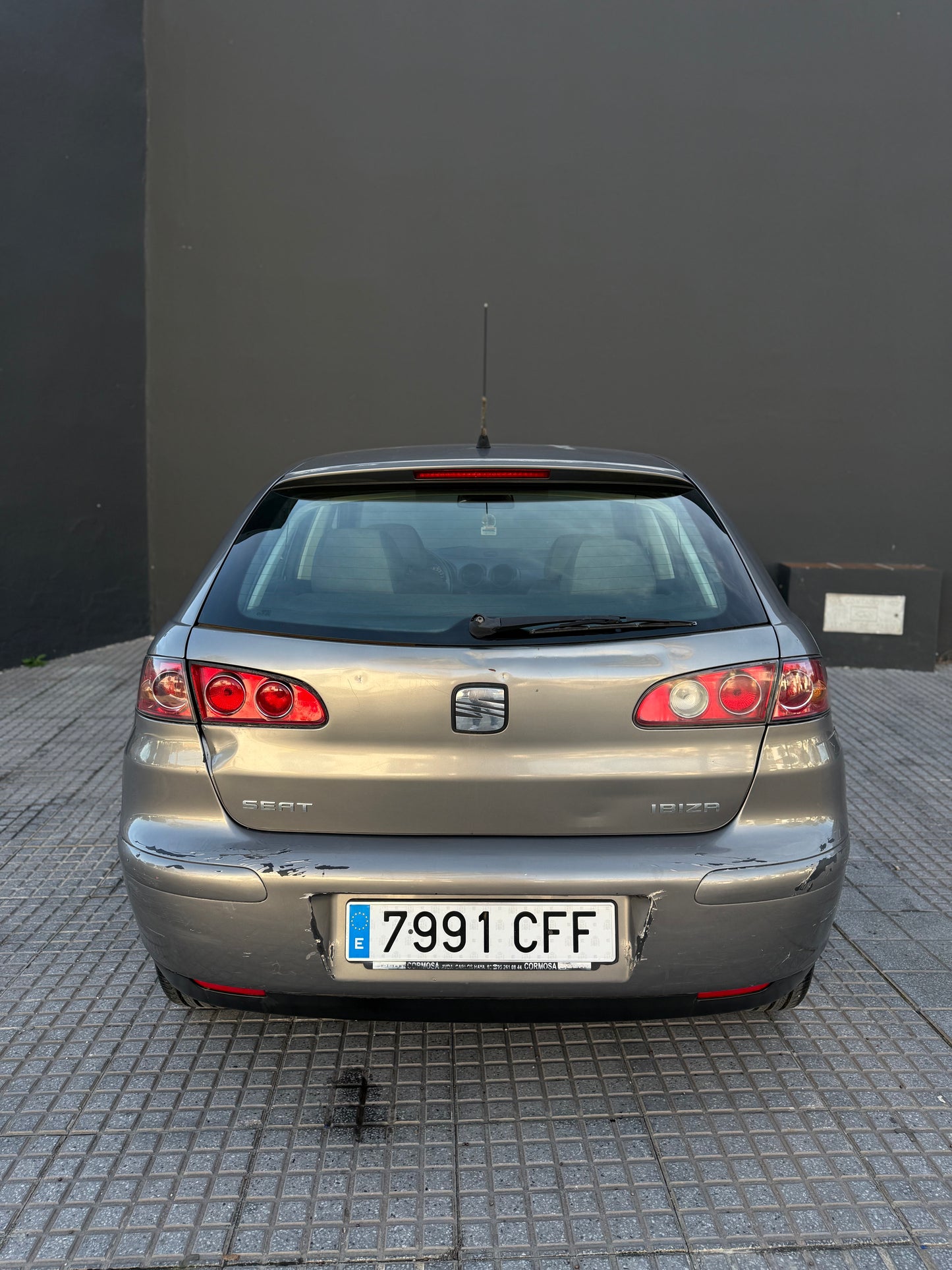 SEAT IBIZA