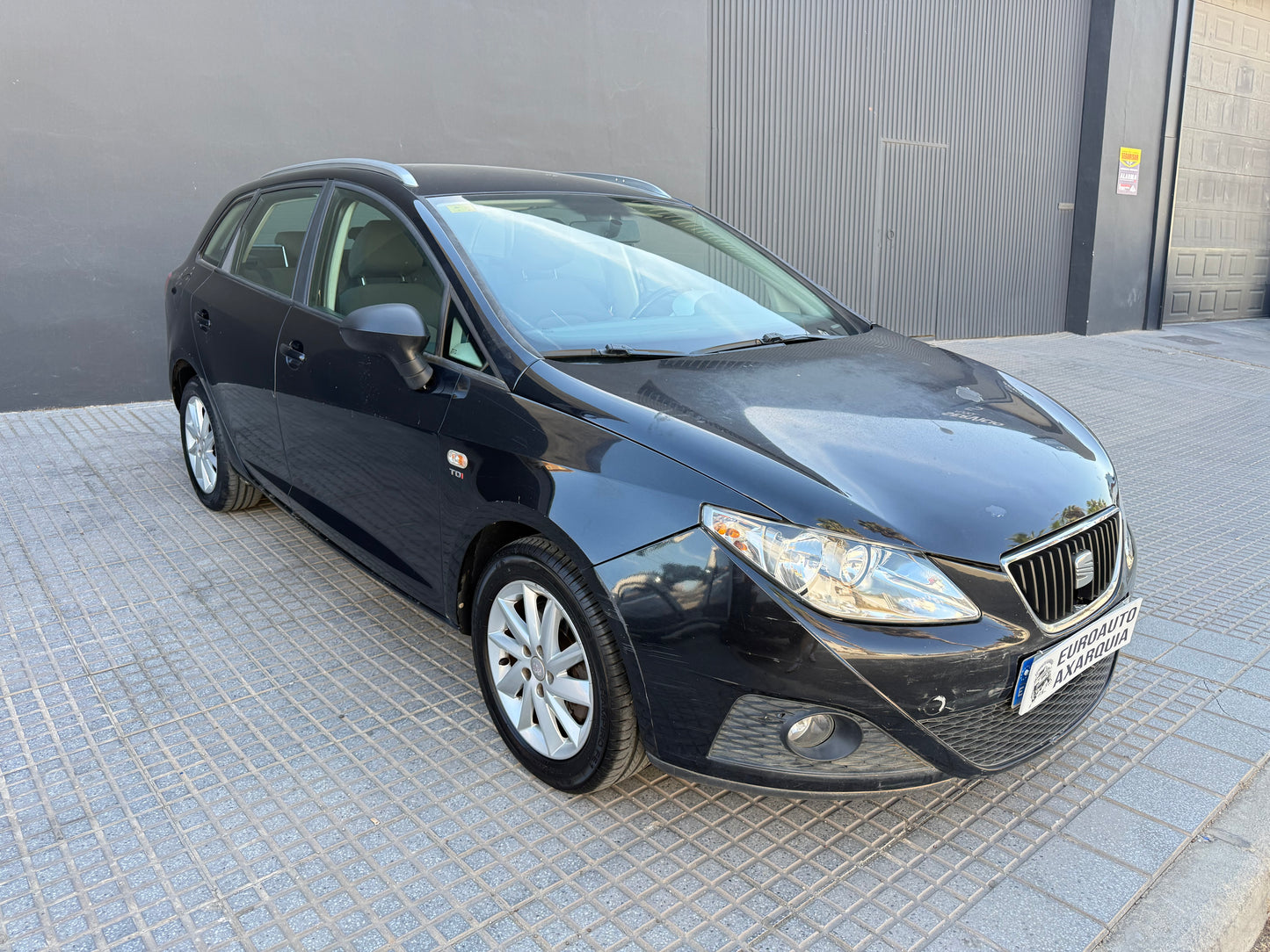 SEAT IBIZA