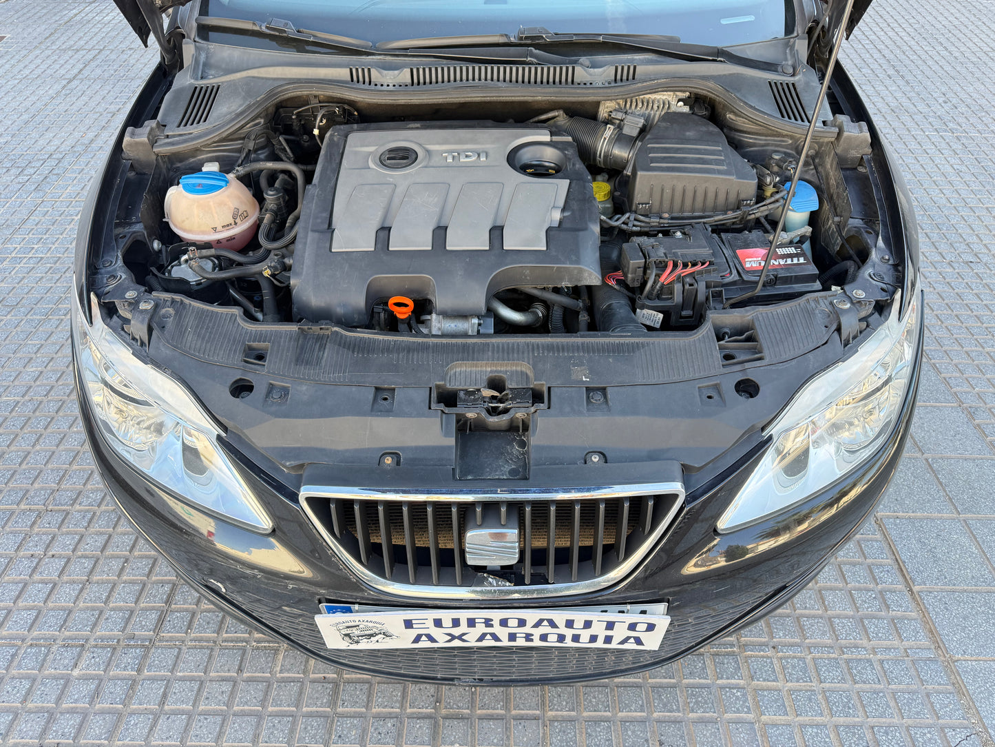 SEAT IBIZA