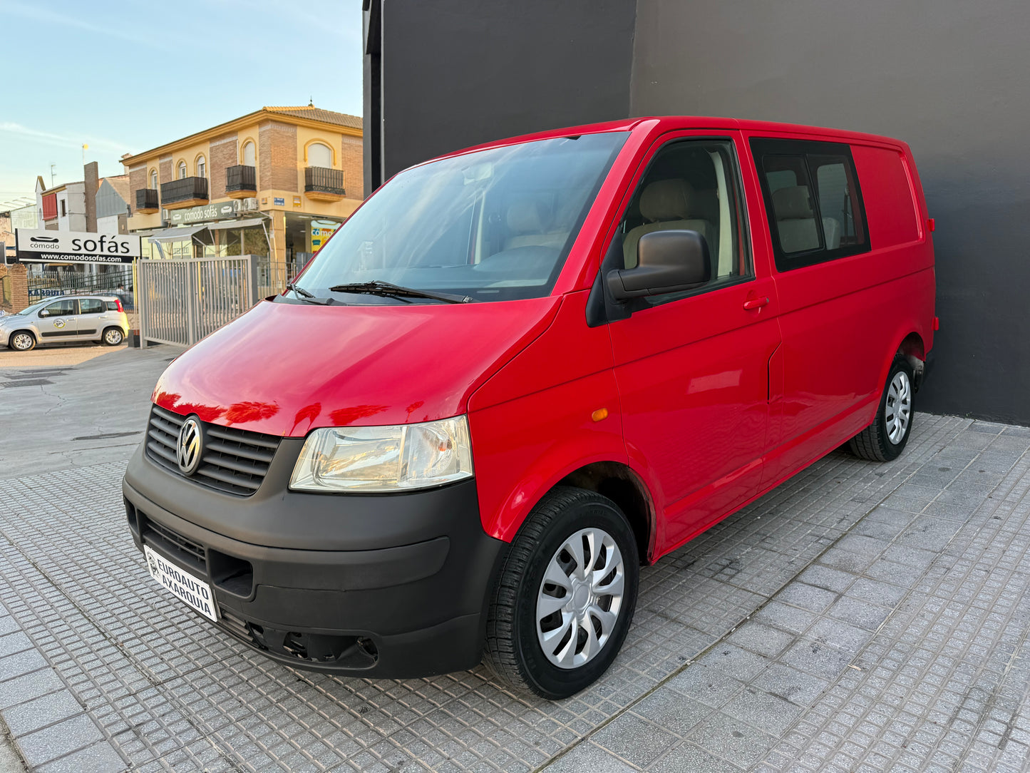 VOLKSWAGEN TRANSPORTER T5