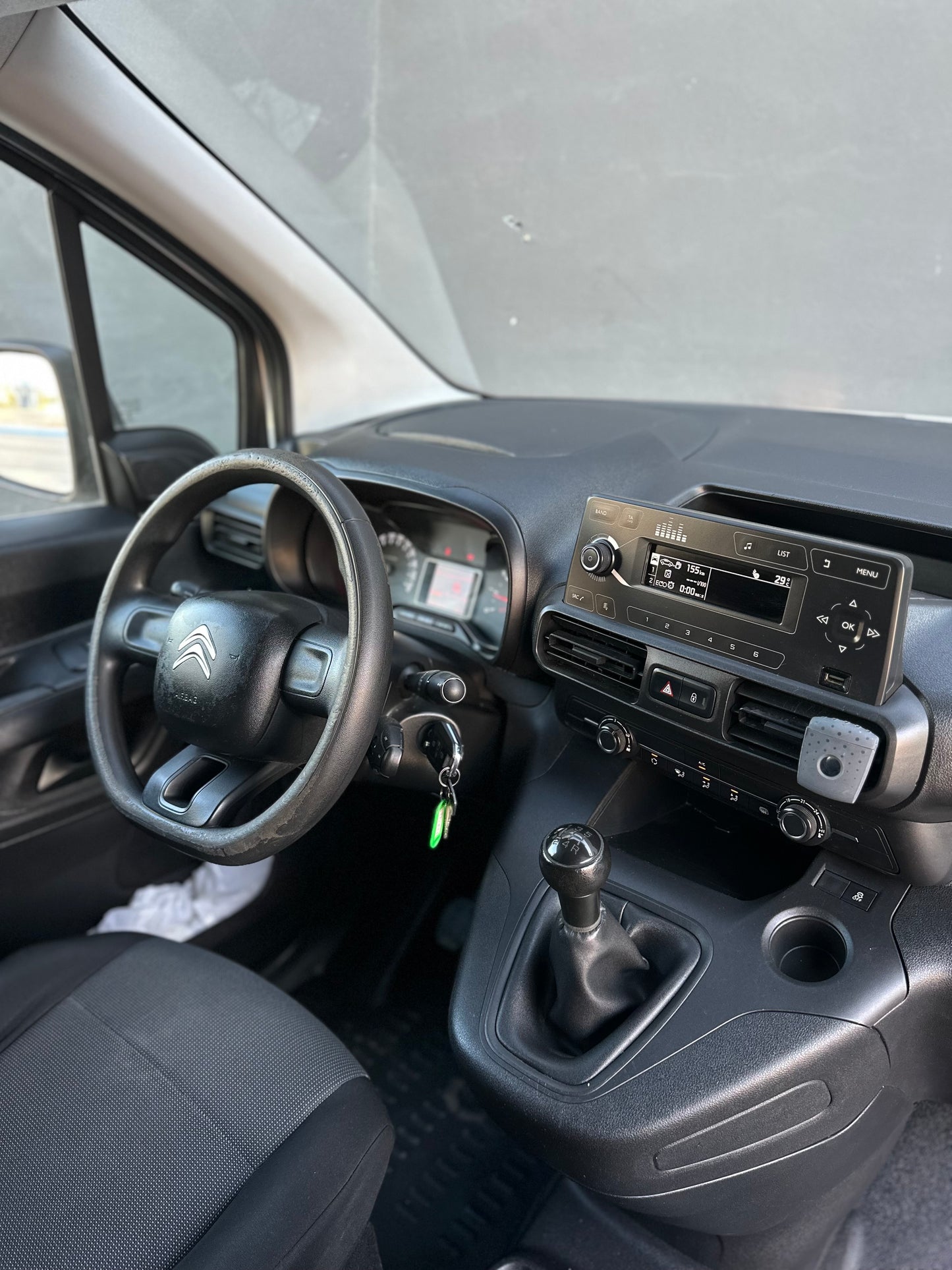 CITROEN BERLINGO CERRADA