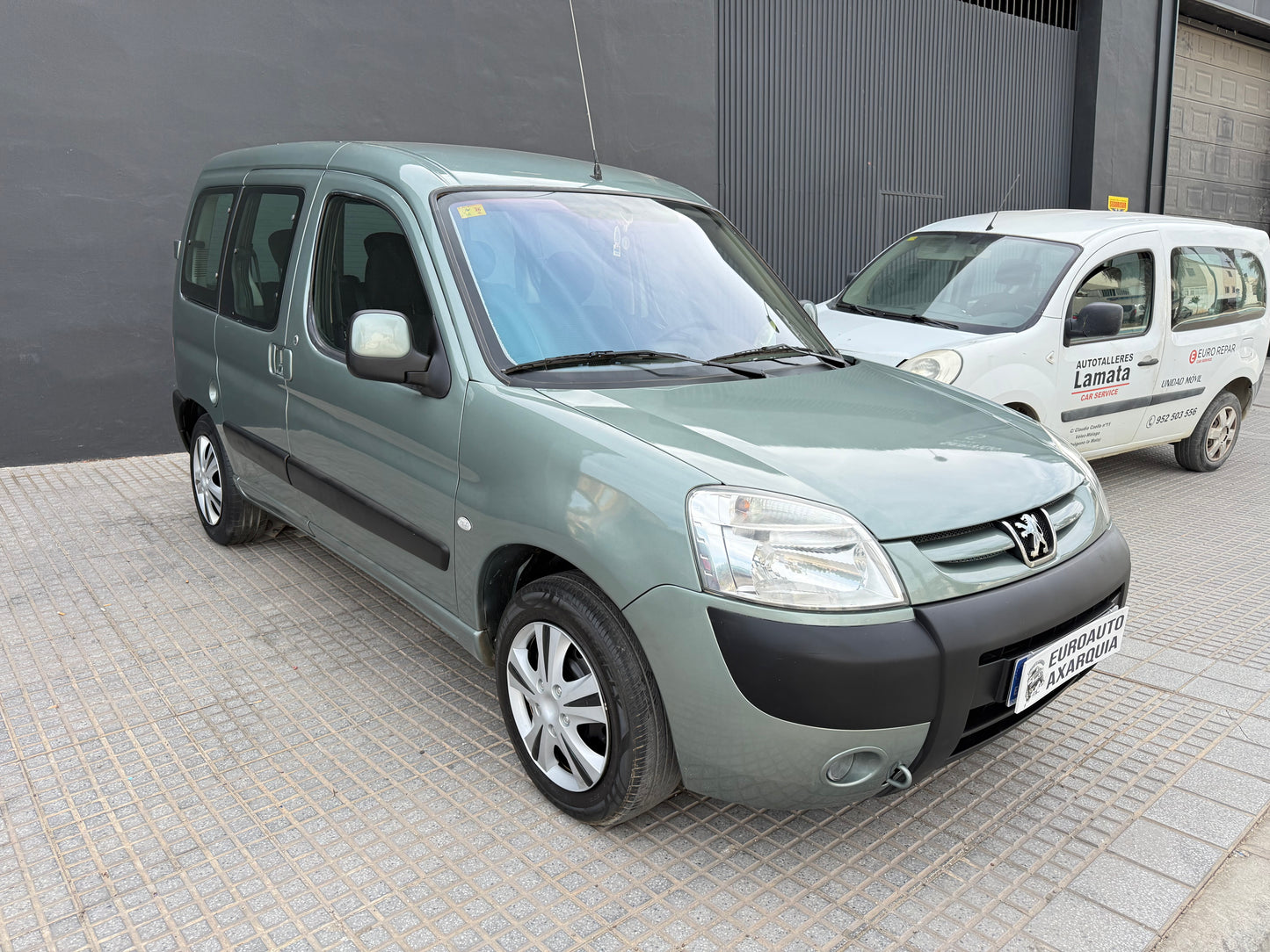 PEUGEOT PARTNER