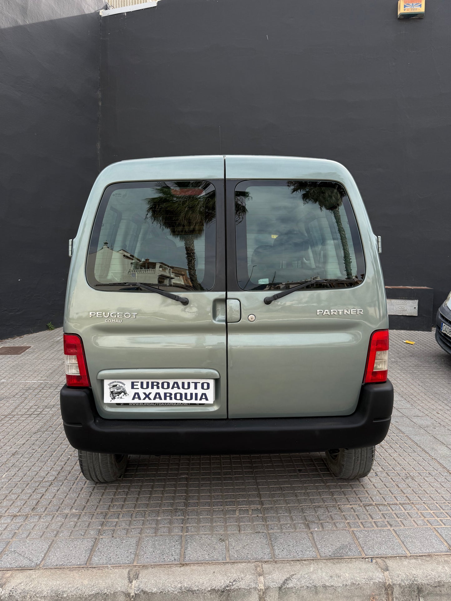 PEUGEOT PARTNER