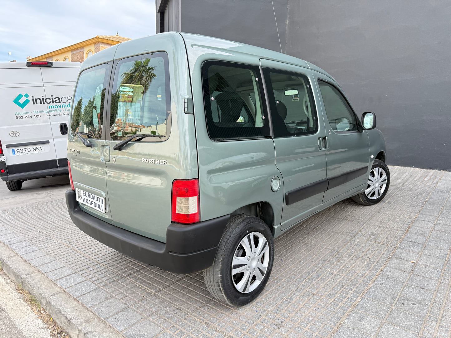 PEUGEOT PARTNER