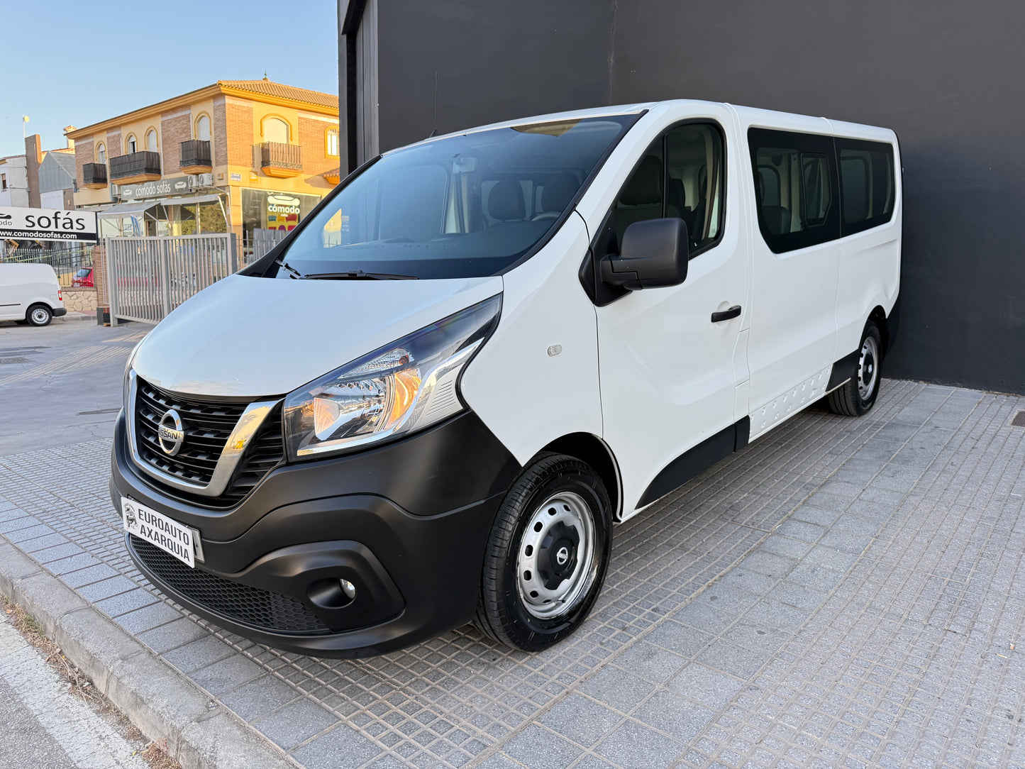 NISSAN NV300 6 PLAZAS