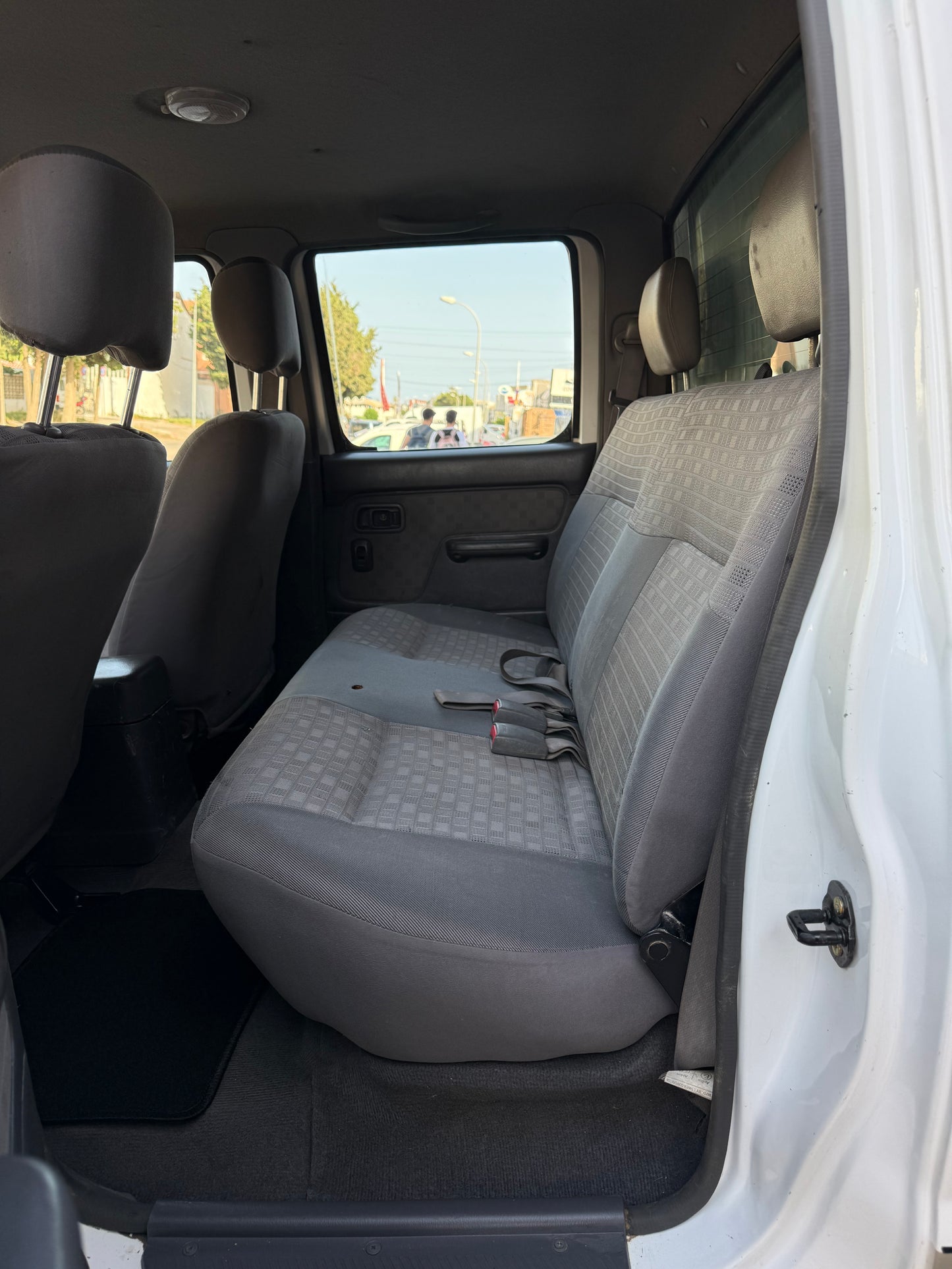 NISSAN NAVARA PICK-UP