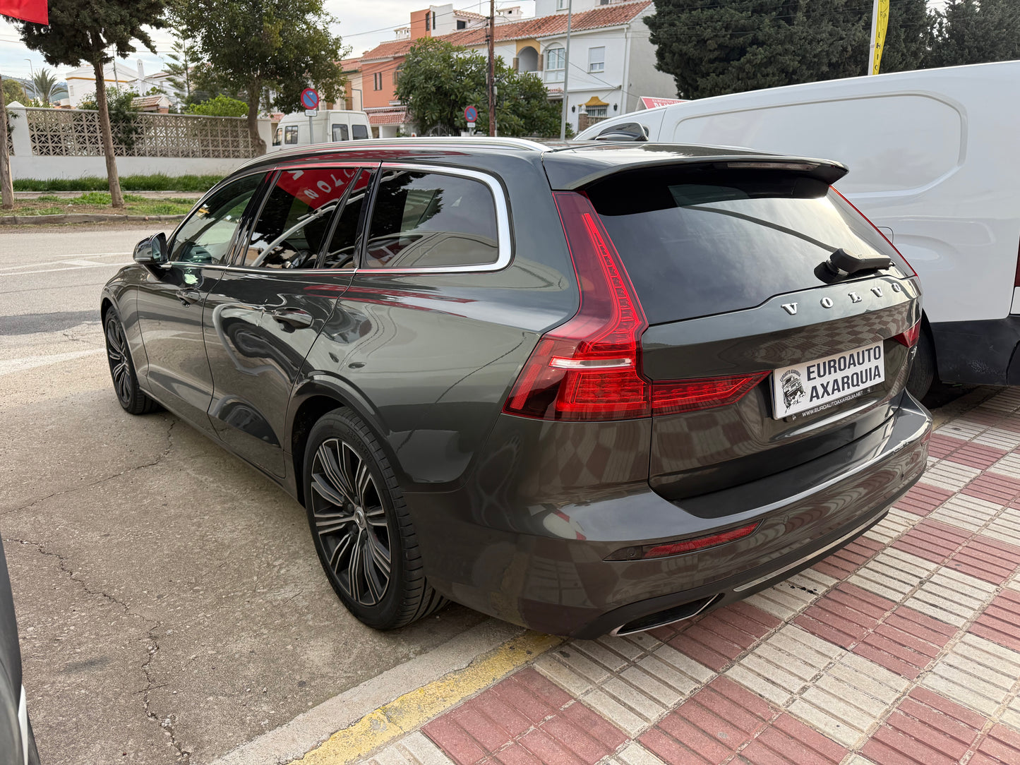 VOLVO V60 INSCRIPTION