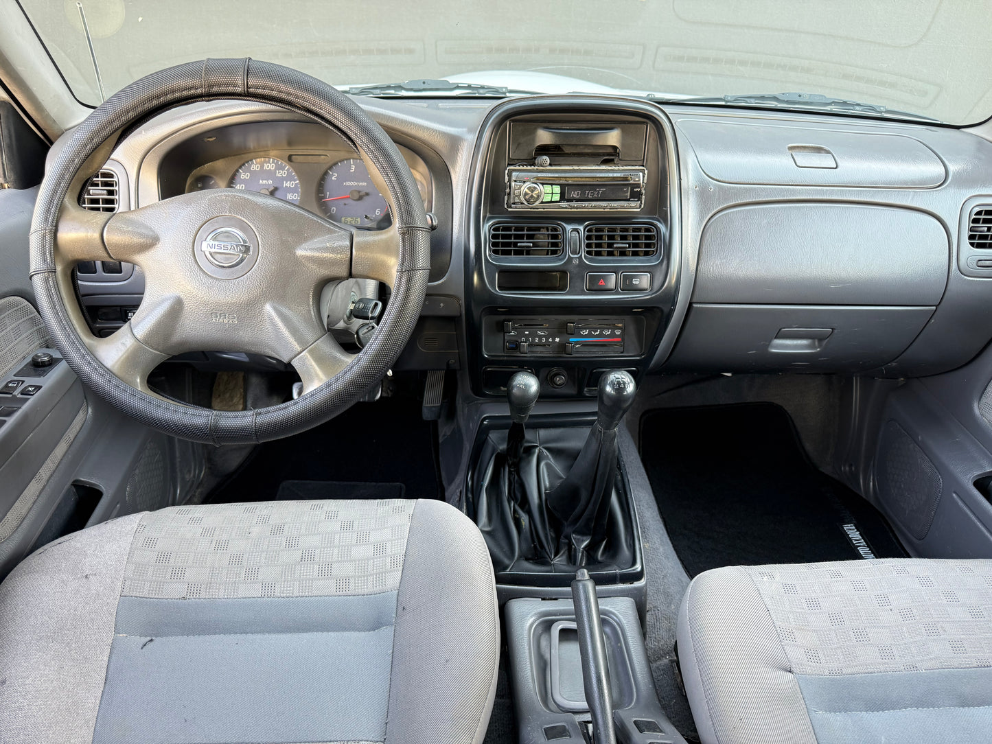 NISSAN NAVARA PICK-UP
