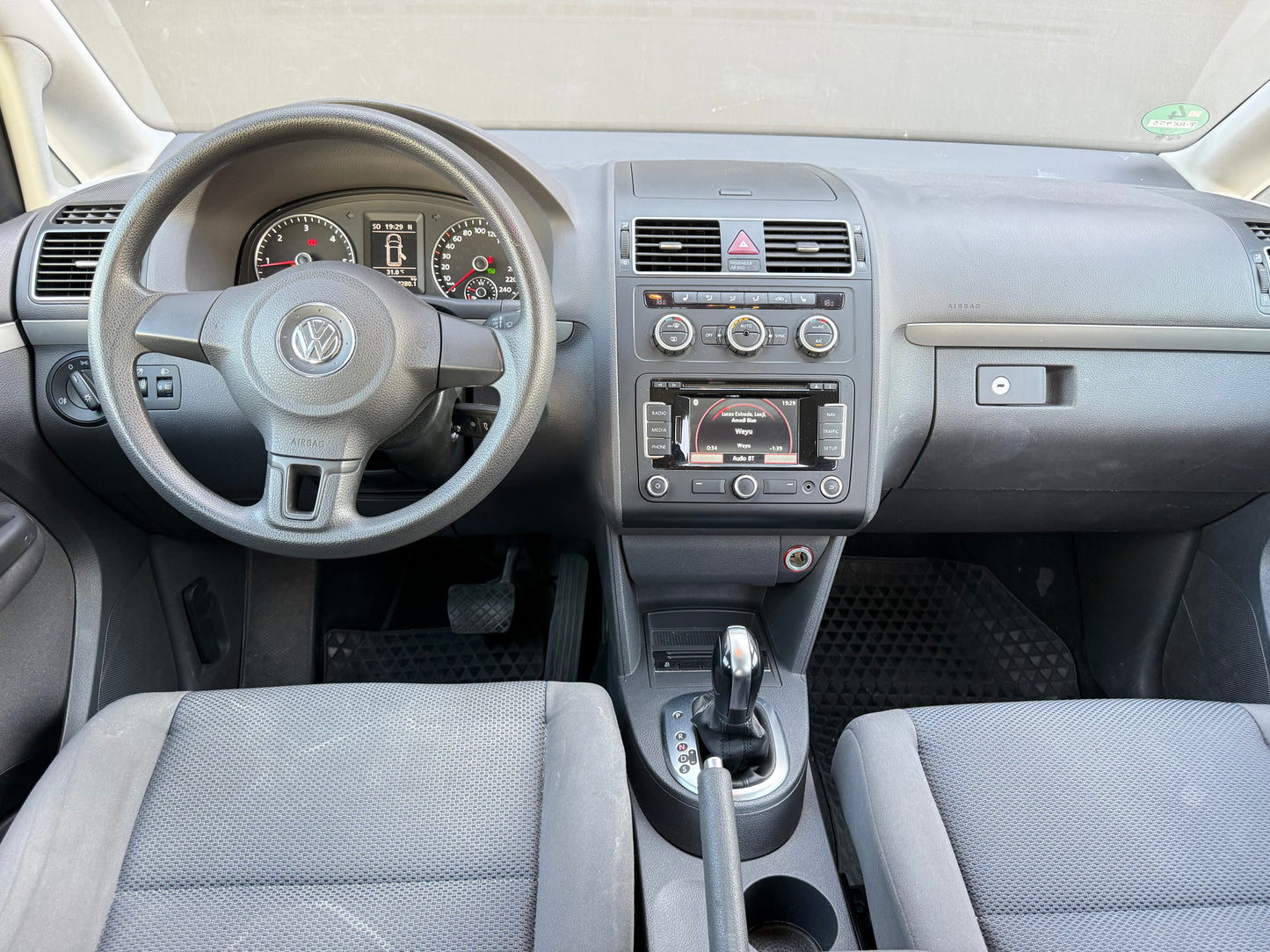 VOLKSWAGEN TOURAN 7 PLAZAS