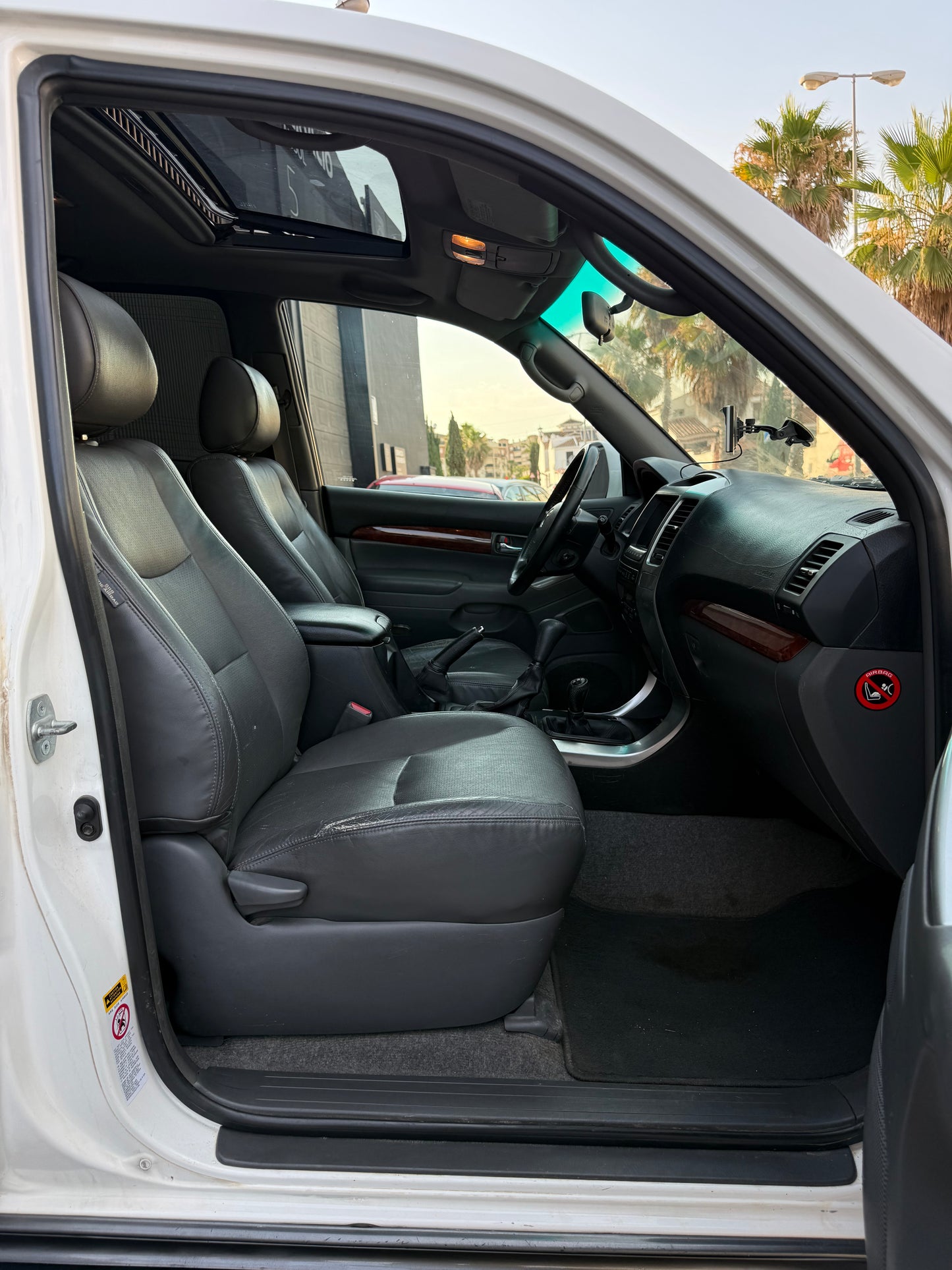 TOYOTA LAND CRUISER 120