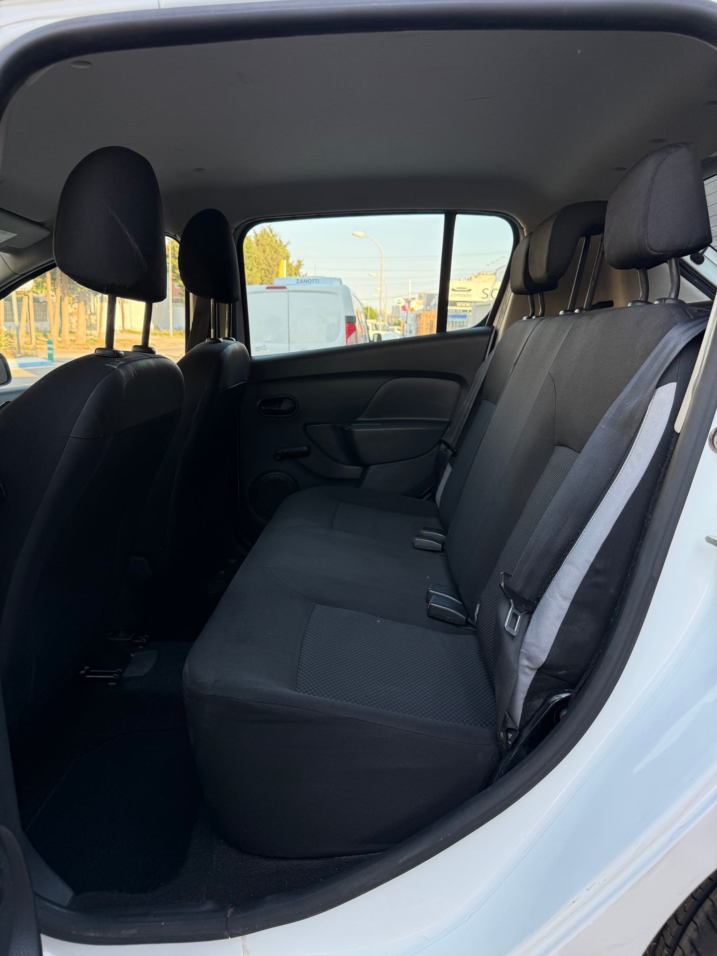 DACIA SANDERO