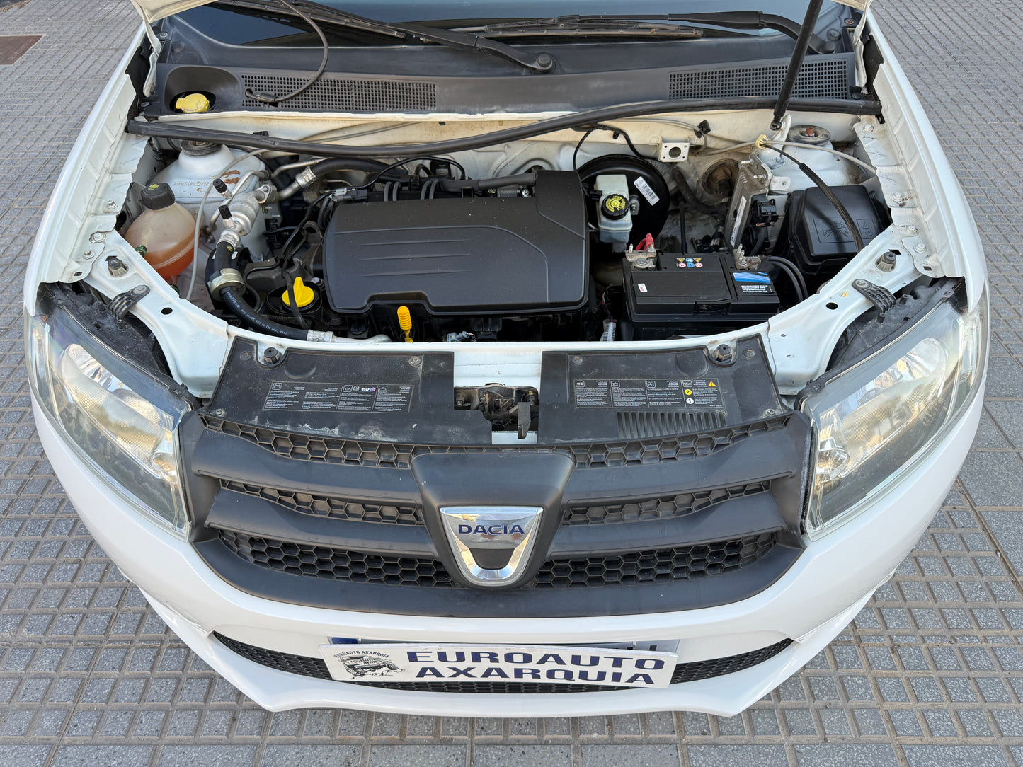 DACIA SANDERO