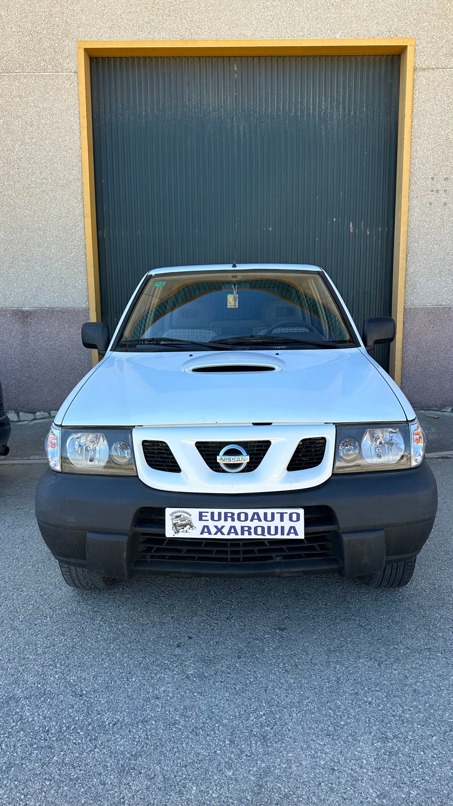 NISSAN TERRANO II 2.7 TDI