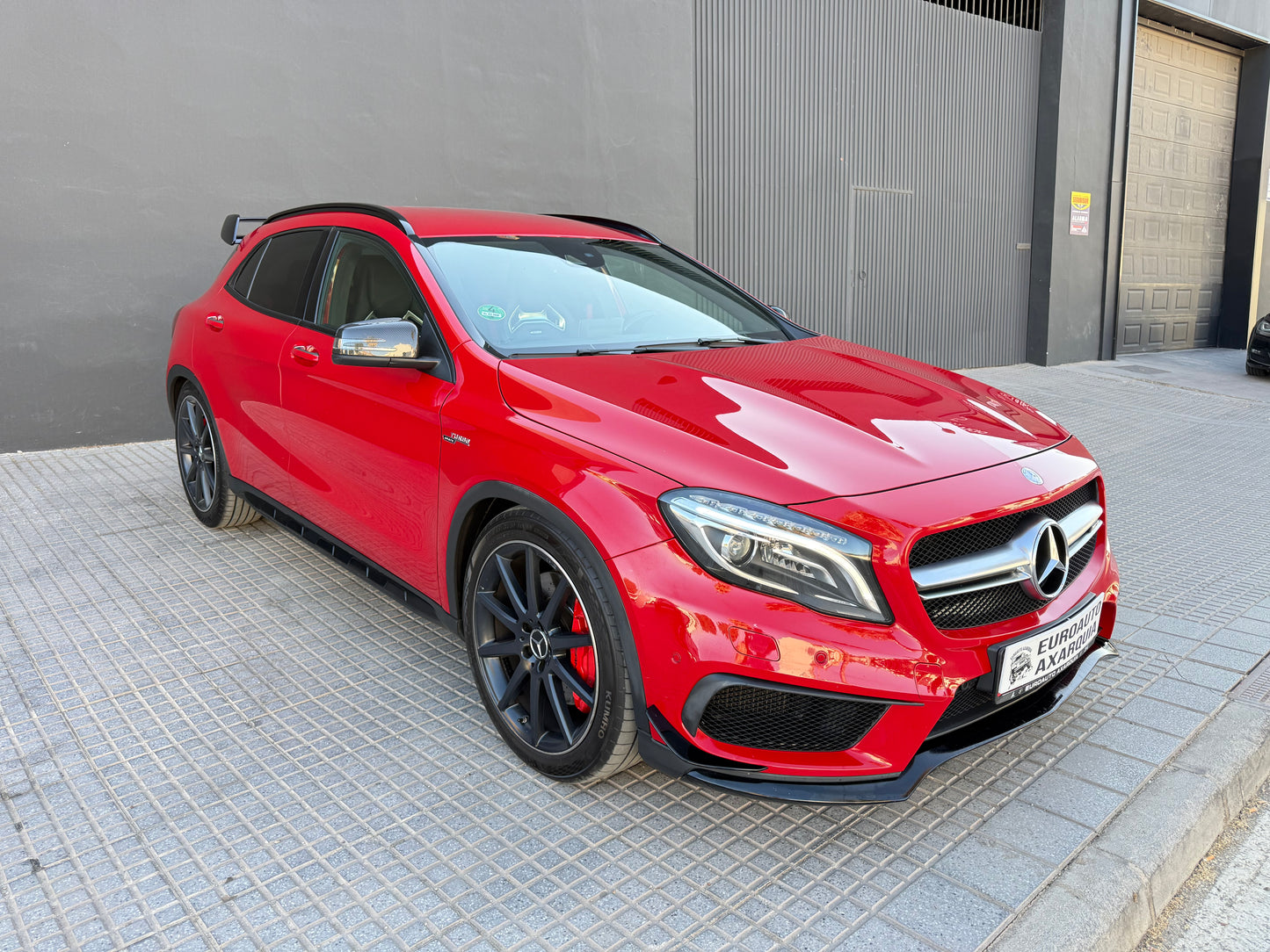 MERCEDES GLA 45 AMG