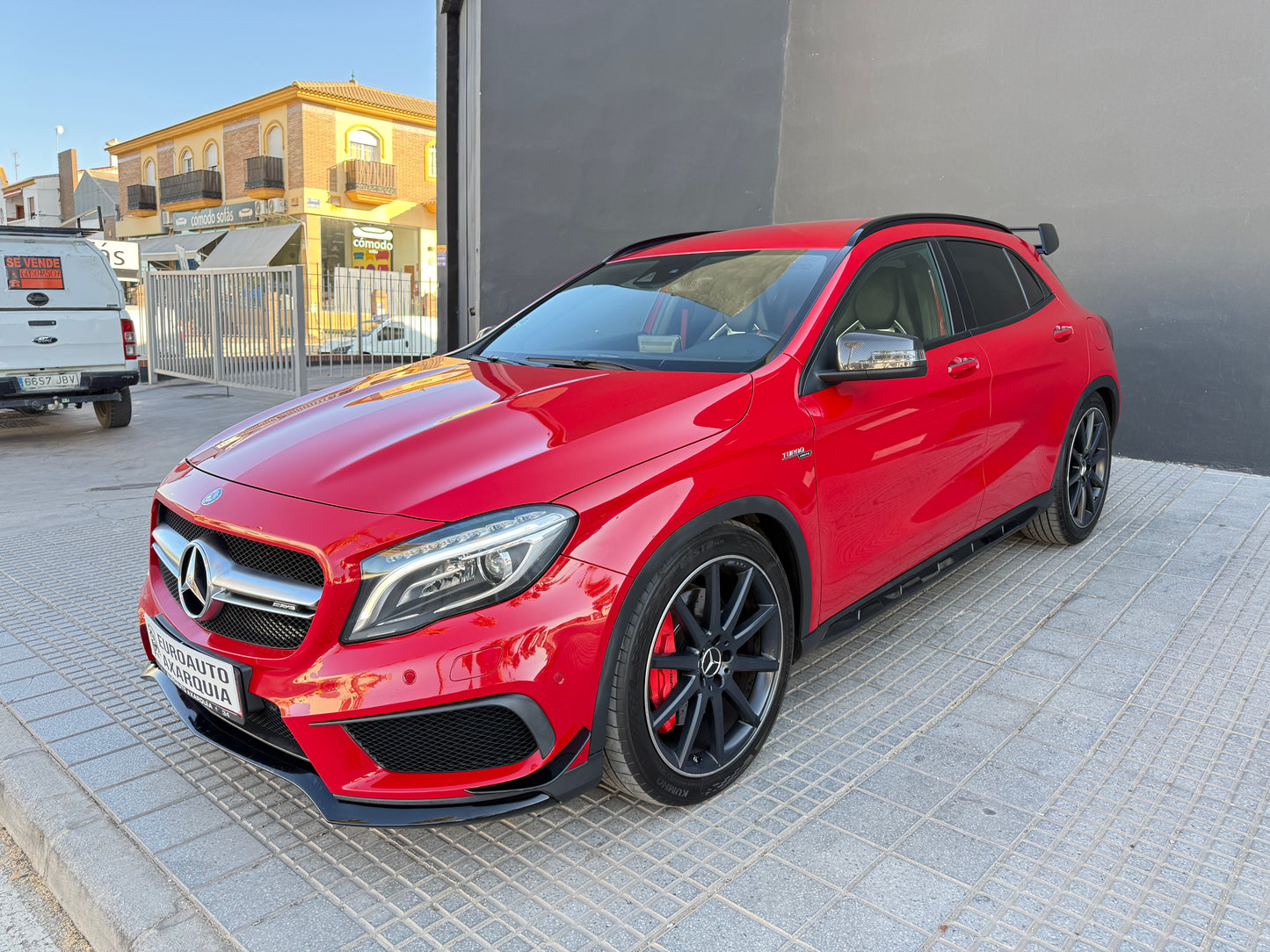 MERCEDES GLA 45 AMG