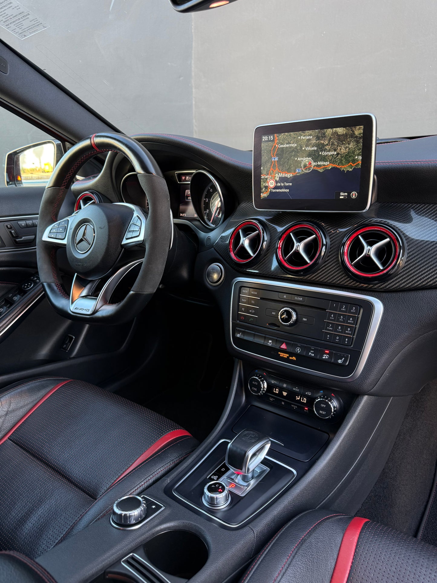 MERCEDES GLA 45 AMG