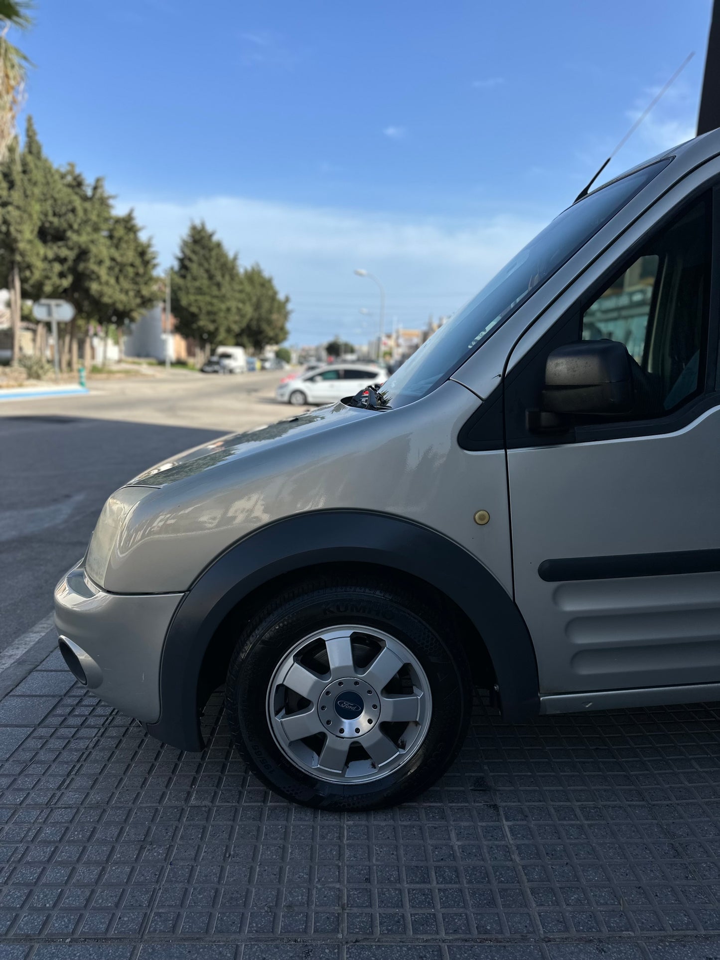 FORD TOURNEO CONNECT