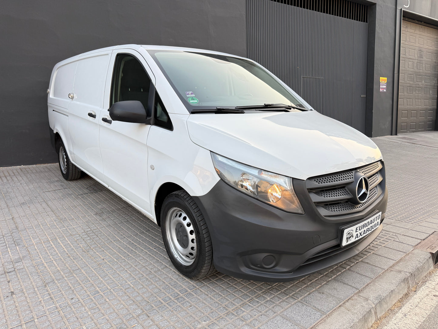MERCEDES VITO 111CDI LARGA