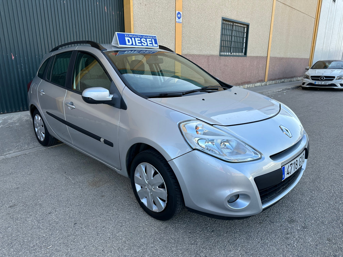 RENAULT - CLIO GRAND TOUR 20 ANIV. 1.5DCI 85CV ECO2