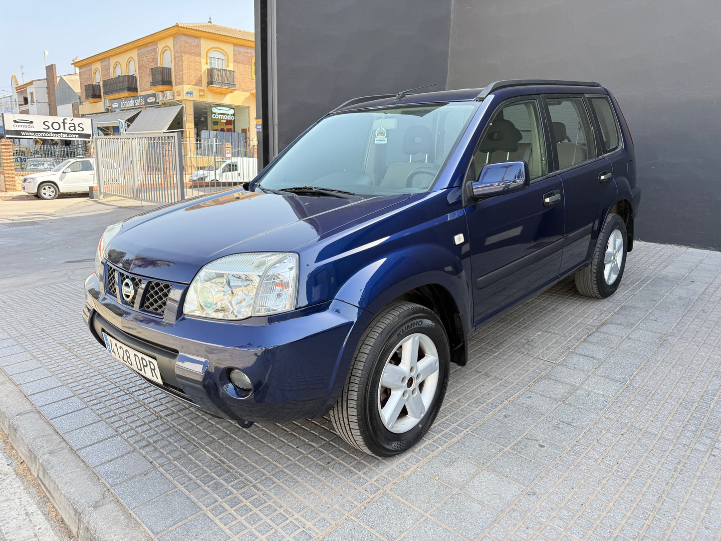 NISSAN X-TRAIL 4X4