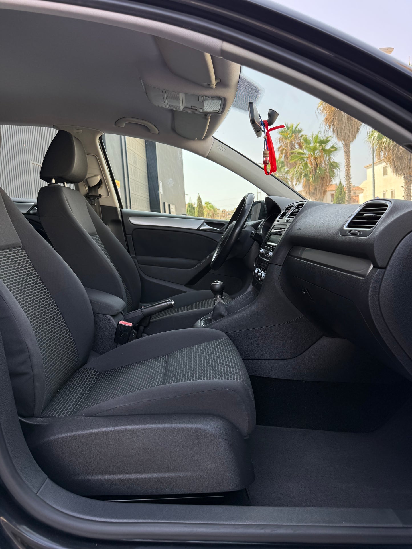 VOLKSWAGEN GOLF 6