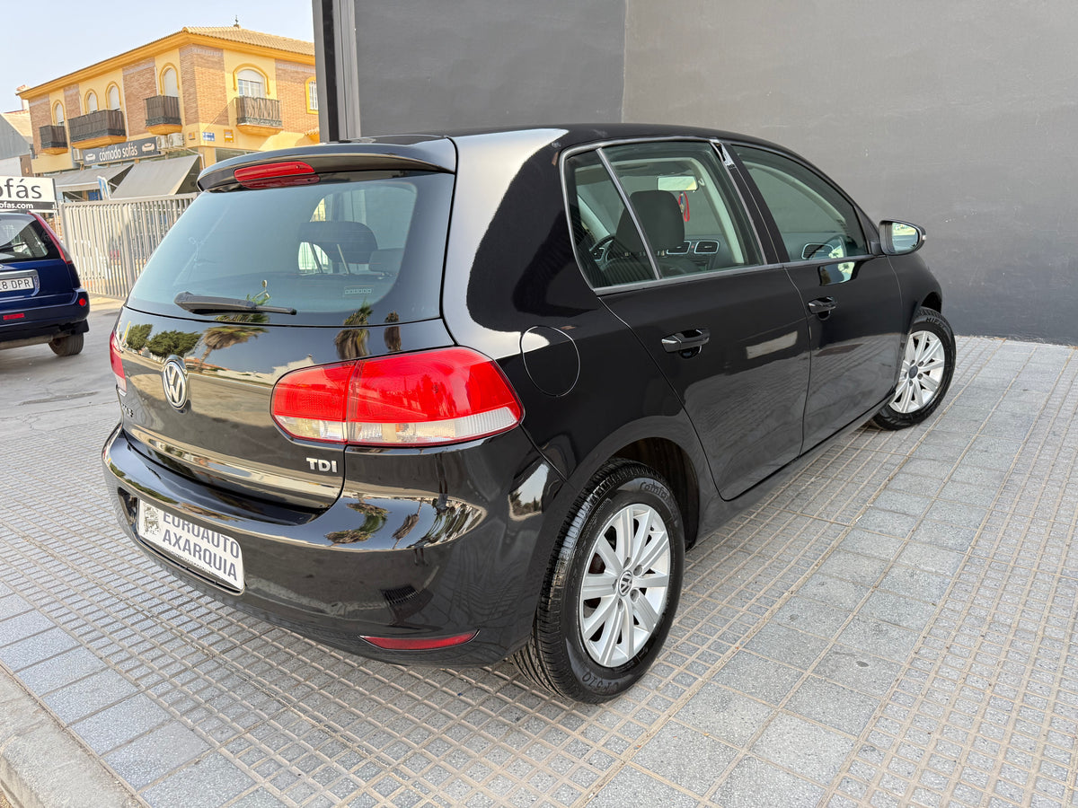 VOLKSWAGEN GOLF 6
