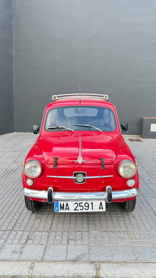 SEAT 600