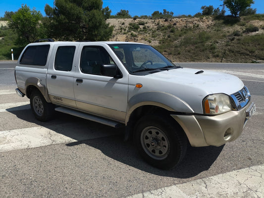 NISSAN NAVARA PICK-UP