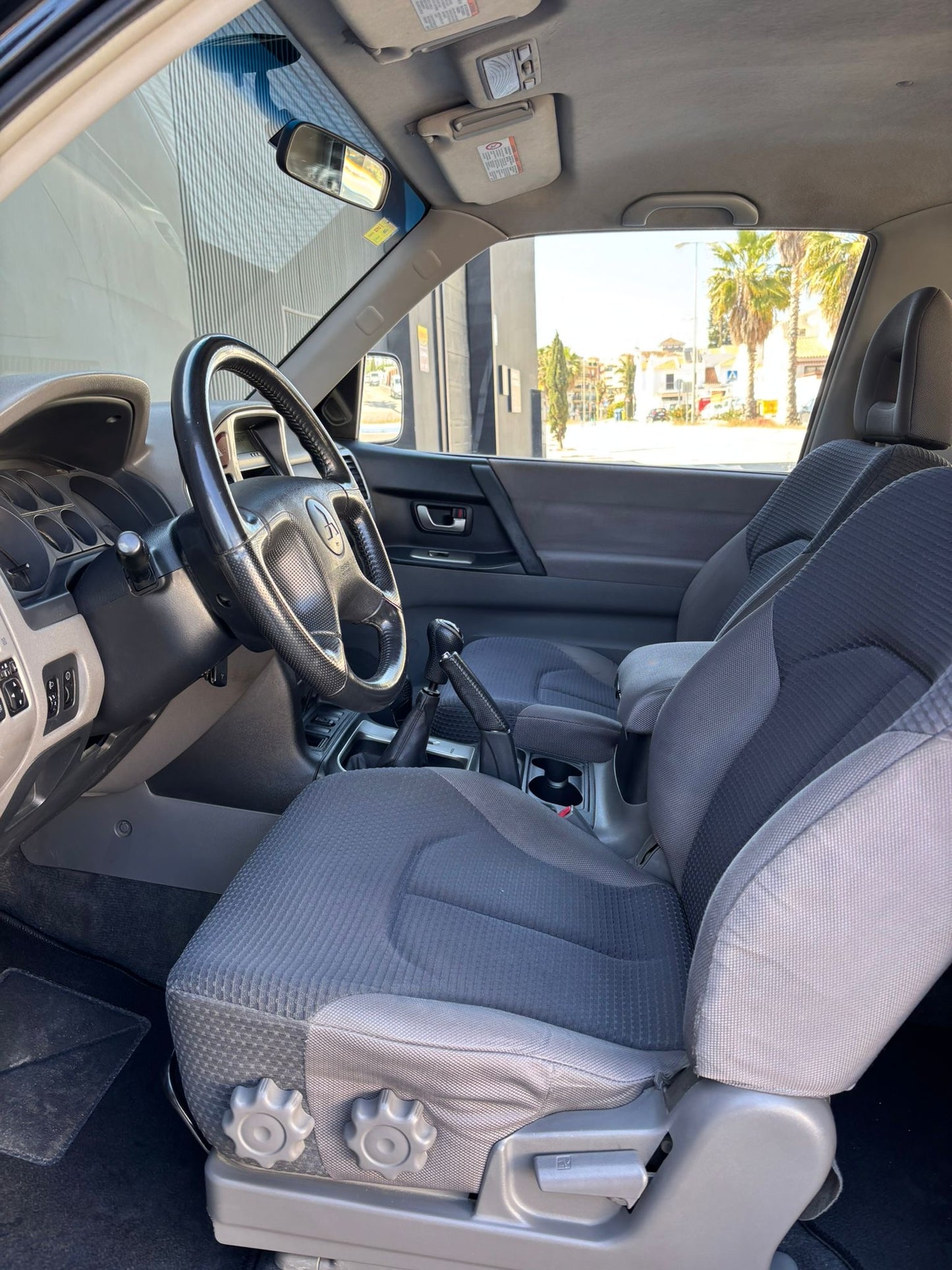MITSUBISHI MONTERO DID